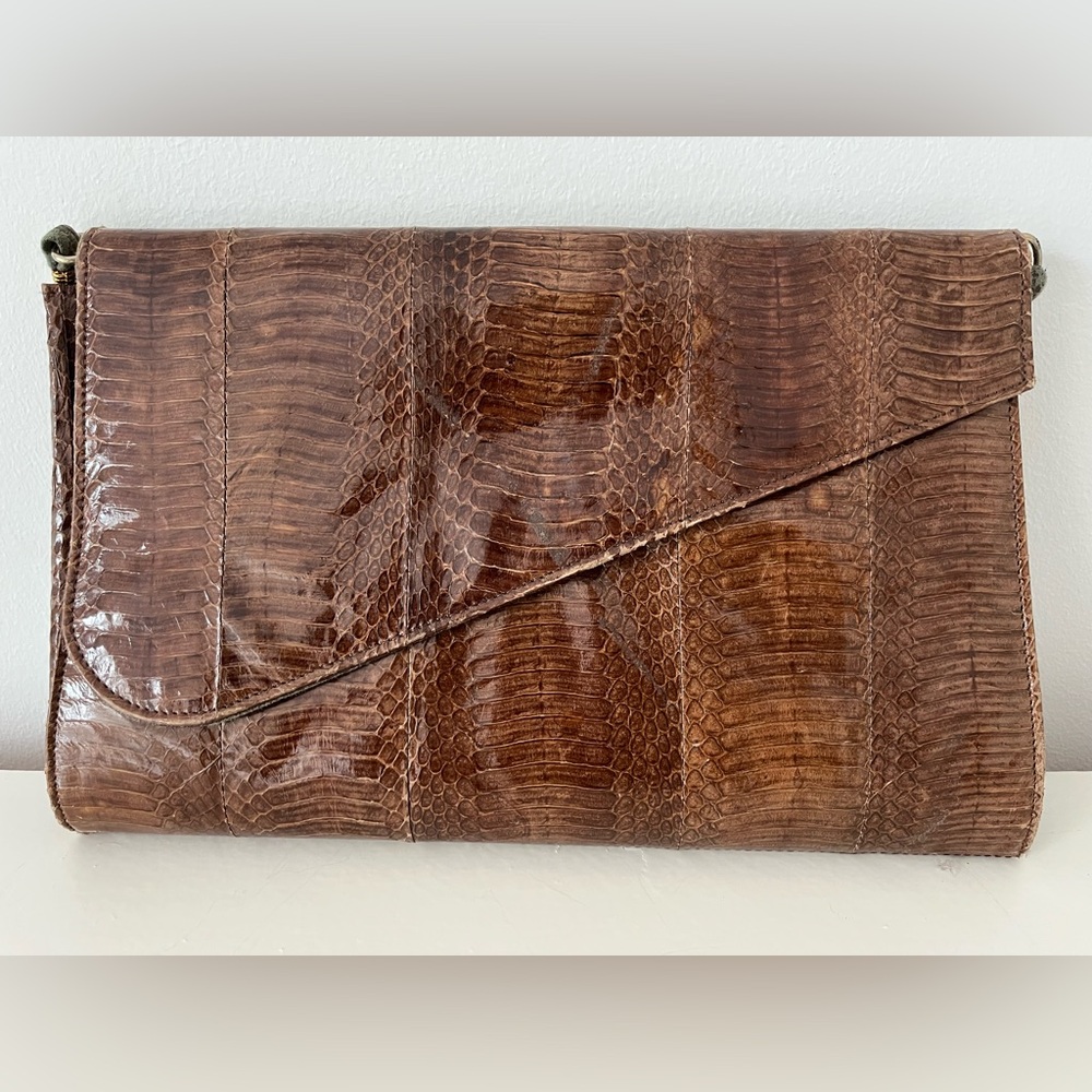 3 for $30–Vintage Brown Snakeskin Clutch Purse